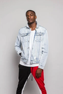 Essential Denim Trucker Jacket -Victorious DK148 LTI 1