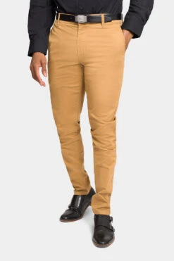 Men's Essential Chino Pants