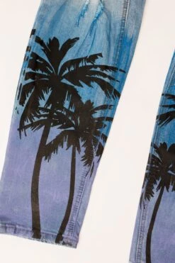 Distressed Airbrushed City Jeans 20 Distressed Airbrushed City Jeans -Victorious DL1277 DAY 6