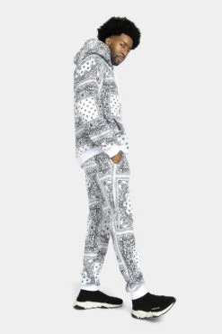Bandana Paisley Fleece Tracksuit -Victorious ST875 WHT 4