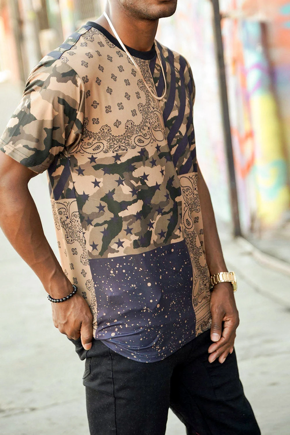 Bandana Paisley Pattern Block Graphic T-Shirt 6 Bandana Paisley Pattern Block Graphic T-Shirt - Image 4